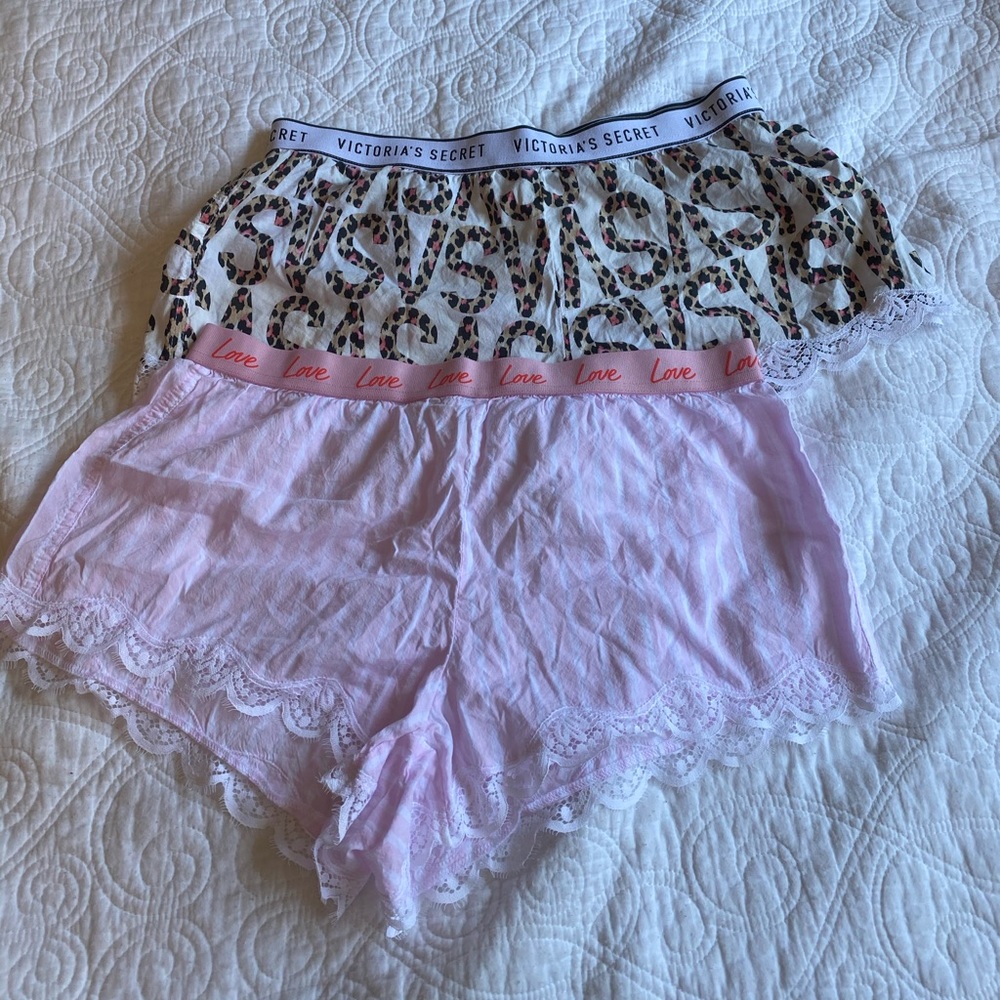 VICTORIA SECRET PAJAMA SHORTS